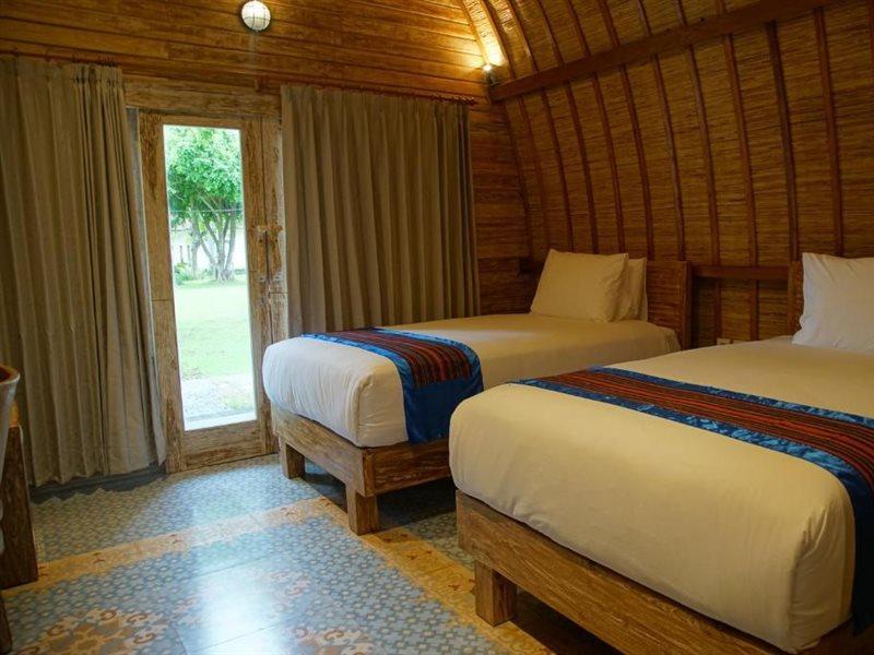 Puri Rinjani Bungalows & Hostel Kuta  Eksteriør billede