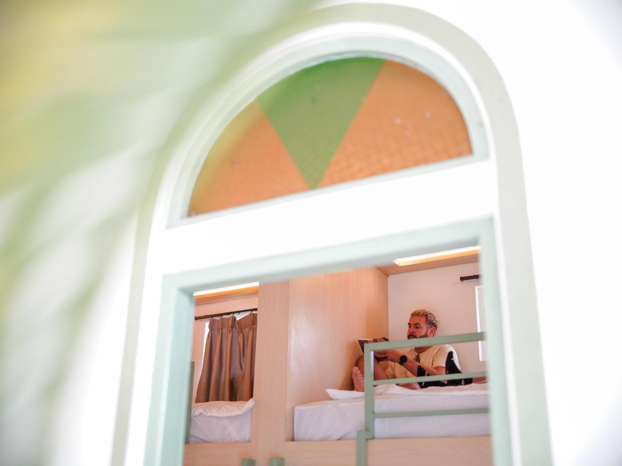Puri Rinjani Bungalows & Hostel Kuta  Eksteriør billede