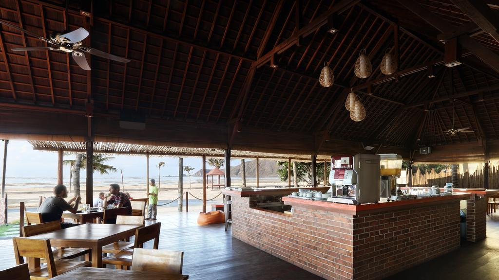 Puri Rinjani Bungalows & Hostel Kuta  Eksteriør billede
