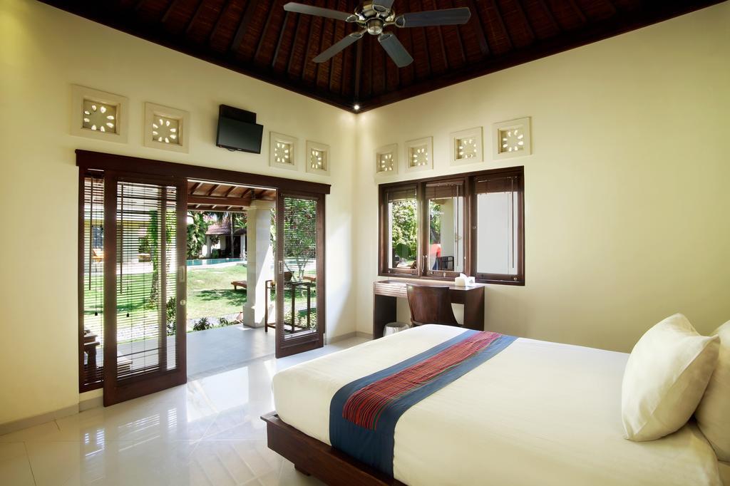 Puri Rinjani Bungalows & Hostel Kuta  Eksteriør billede